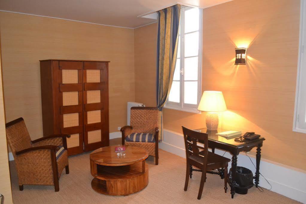 Brit Hotel Des Grands Hommes - Bordeaux Centre Dış mekan fotoğraf